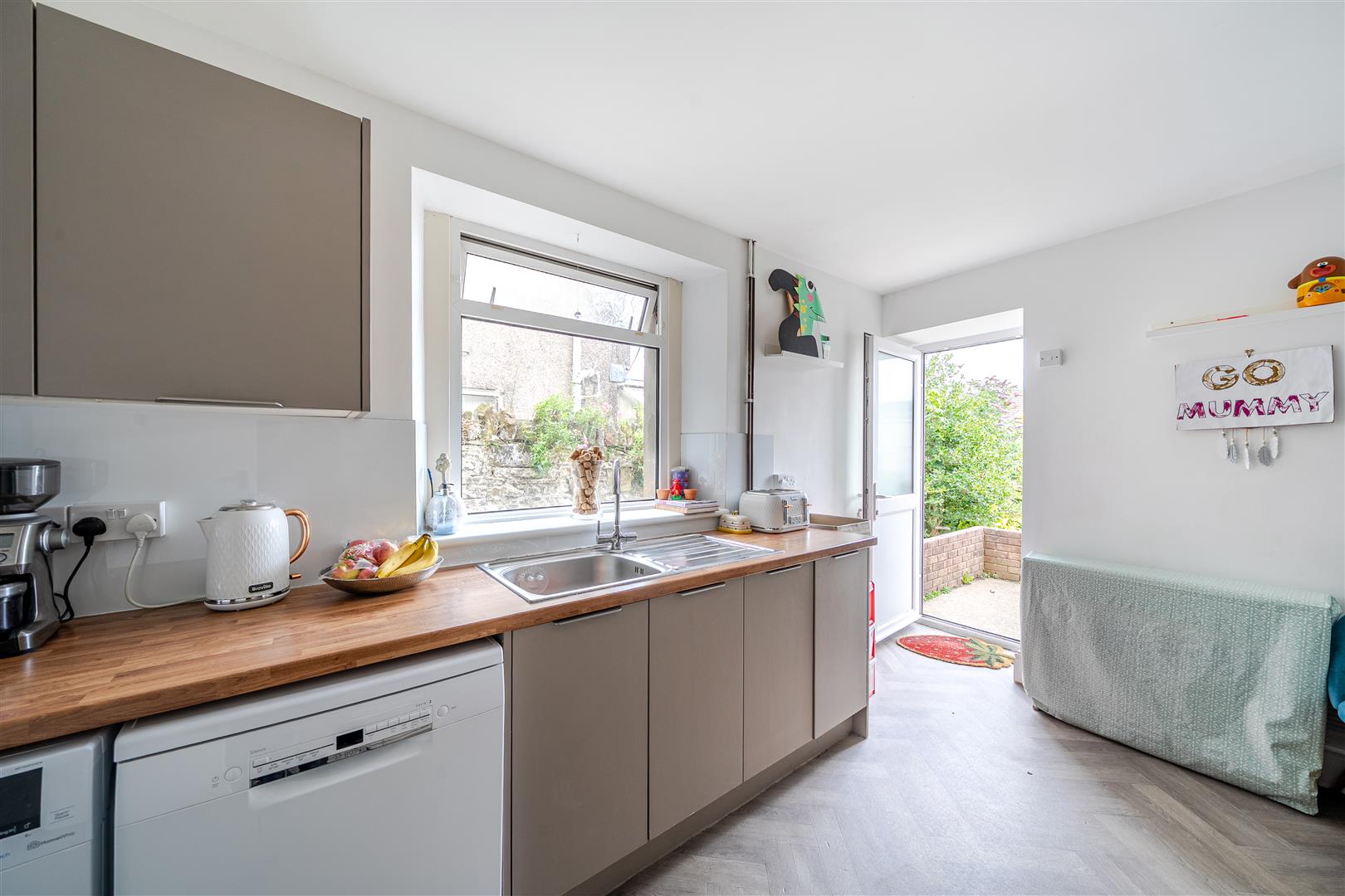 King Edwards Road, Swansea, SA1 4LX